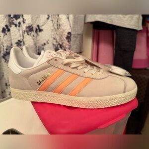 Adidas Gazelle women’s shoes